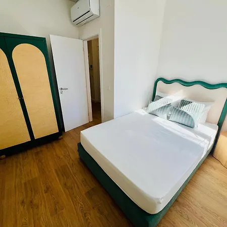 Ata Chic Flats Executive