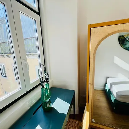 Ata Chic Flats Executive *